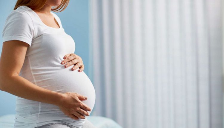 تزریق ژل به لب در بارداری